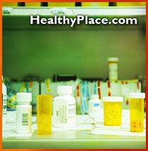 Mõned ravimid põhjustavad paanikahoo sümptomeid; närvilisus, õhupuudus. Mõnede nende ravimite loetelu.