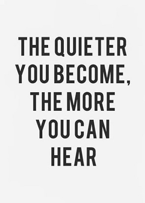 Ärevuse vähendamiseks on oluline vait olla ja kinni kuulata. Kui ärevus on nii vali ja keskmine, kuidas saaksime vaikse meelega kinni olla ja kuulata? 
