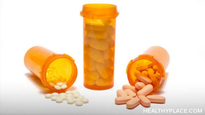 Opioidid vs. opiaadid. Mille poolest erinevad opioidid vs. opiaadid? Hankige vastus saidil HealthyPlace.