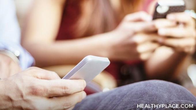 Meie telefonide vaimse tervise rakendused annavad meile tehnoloogia vaimsete haigustega toimetulemiseks. Siit saate teada kolme vaimse tervise rakendust, mida praegu kasutan saidil HealthyPlace
