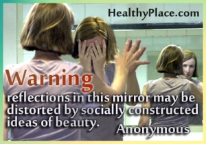 Söömishäirete pakkumine - sotsiaalselt üles ehitatud iluideed võivad selle peegli peegeldusi moonutada.